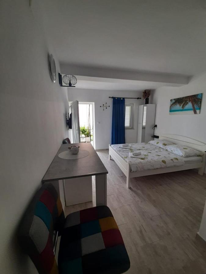Apartments Mate Bol Eksteriør bilde